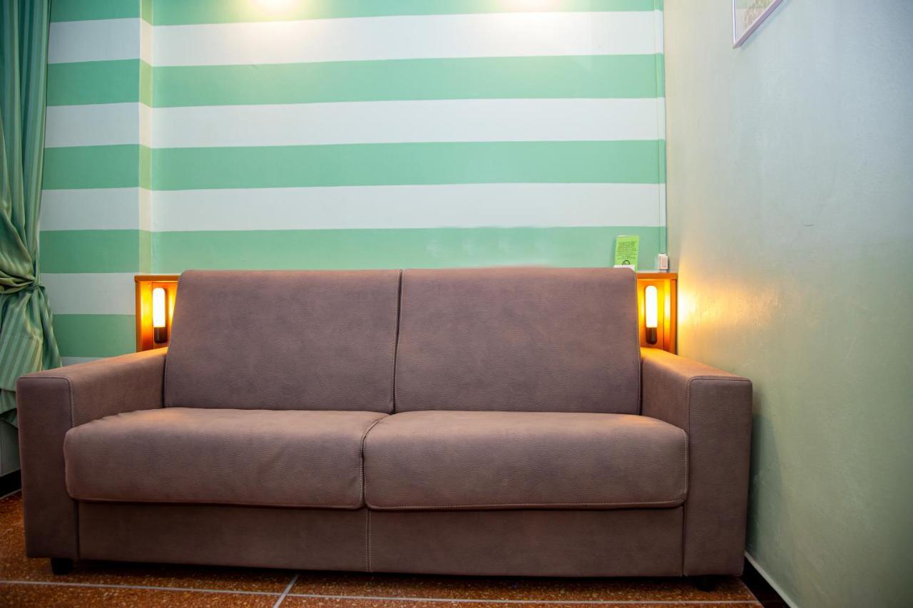 Albergo Glory Borghetto Santo Spirito Dış mekan fotoğraf